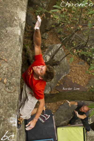 Jonas in "Border Line"